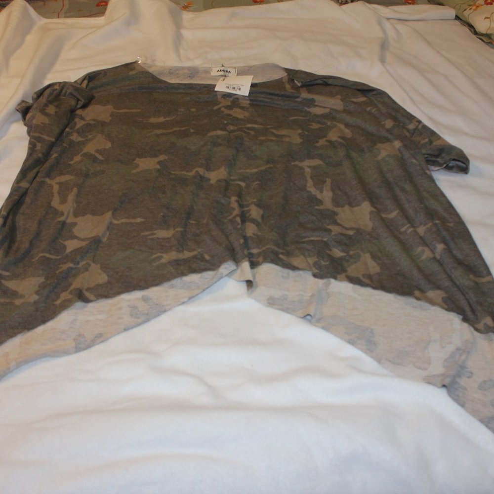 BRAND NEW - Camo Kimono Top